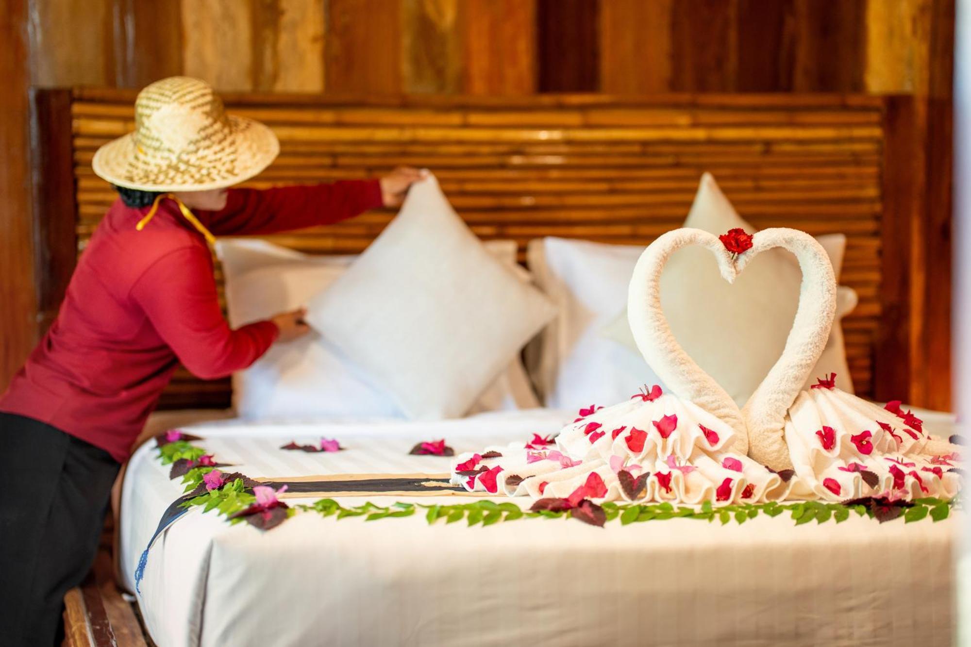 Authentic Khmer Village Resort Siem Reap Exterior foto