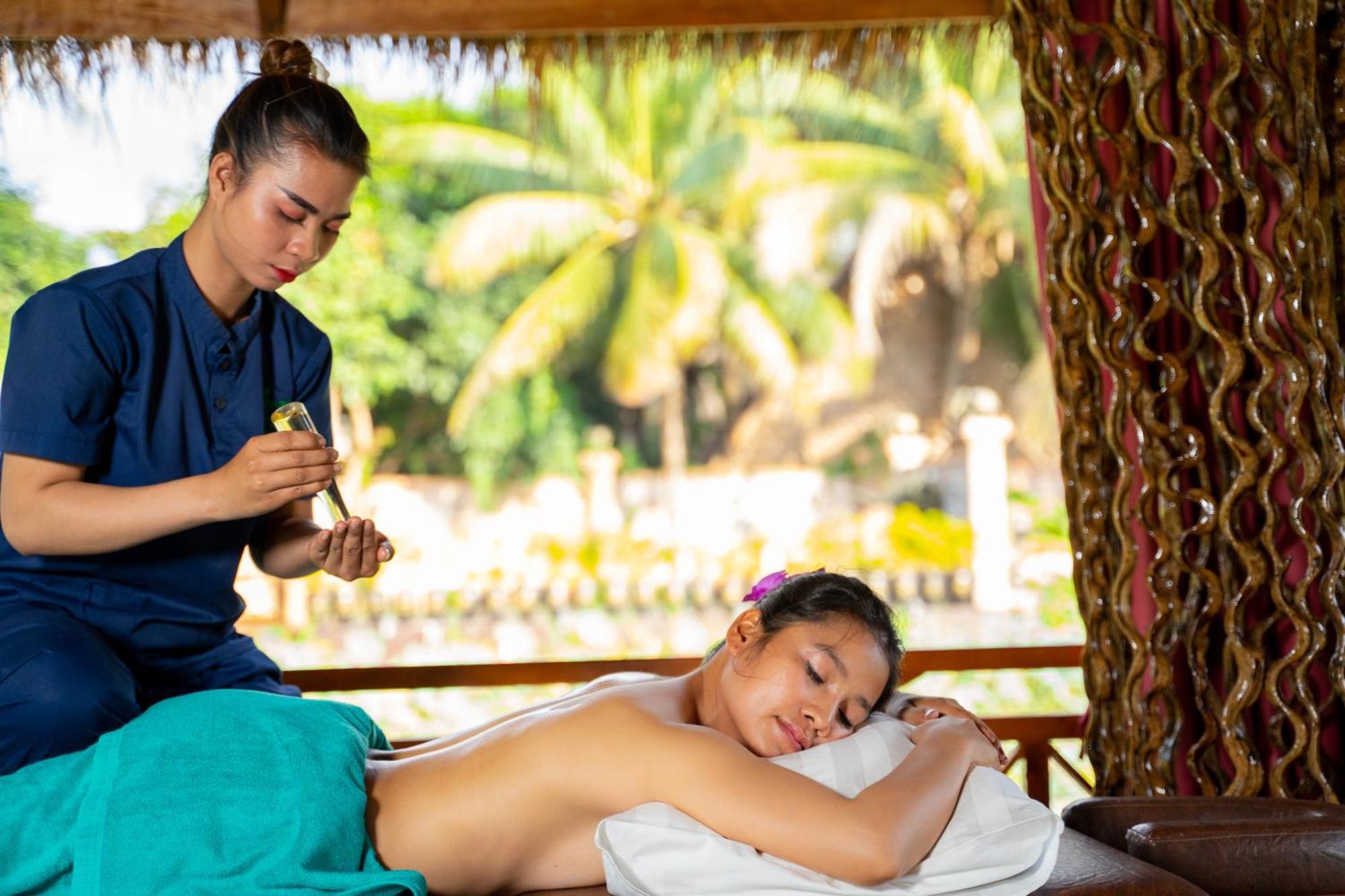 Authentic Khmer Village Resort Siem Reap Exterior foto