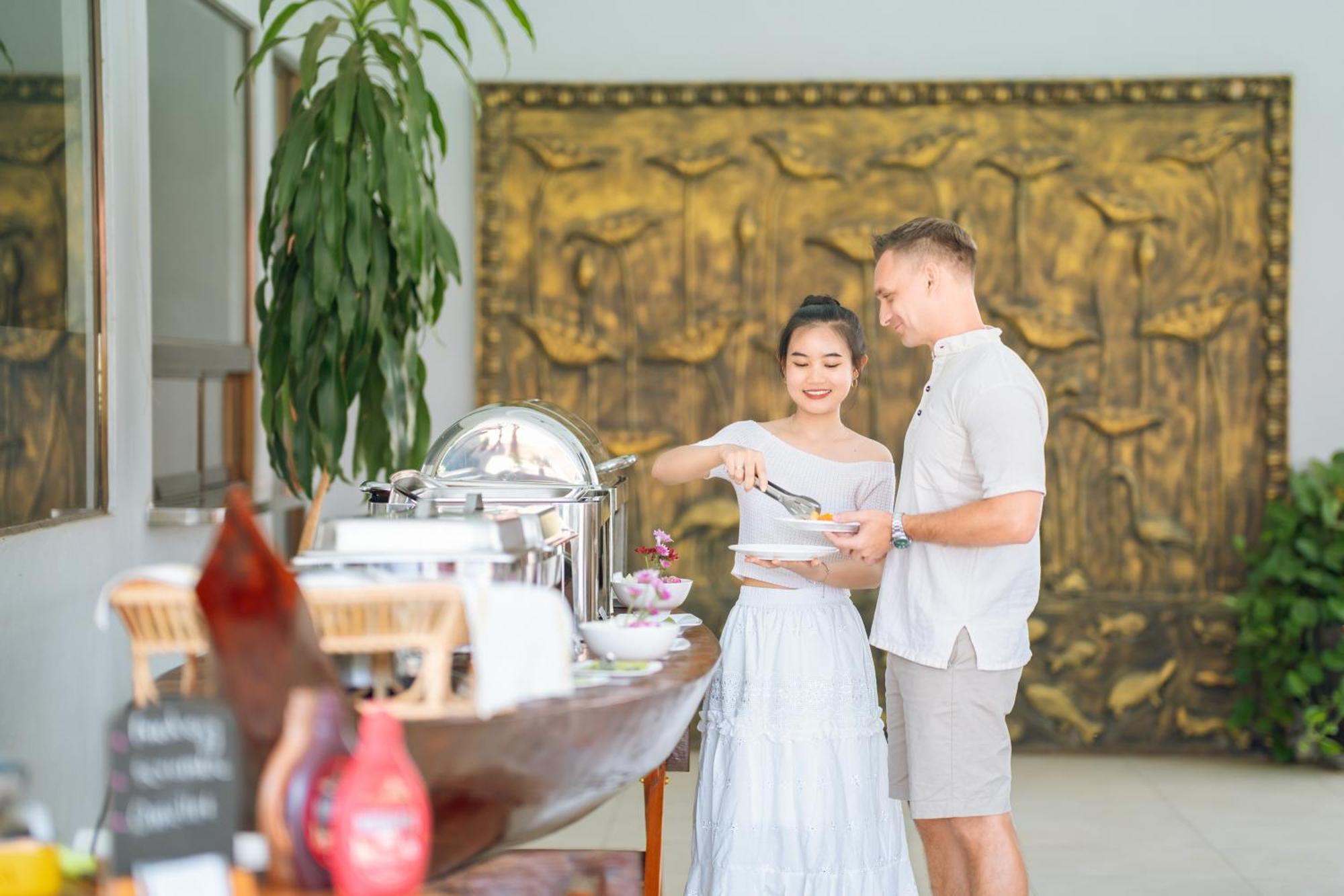 Authentic Khmer Village Resort Siem Reap Exterior foto