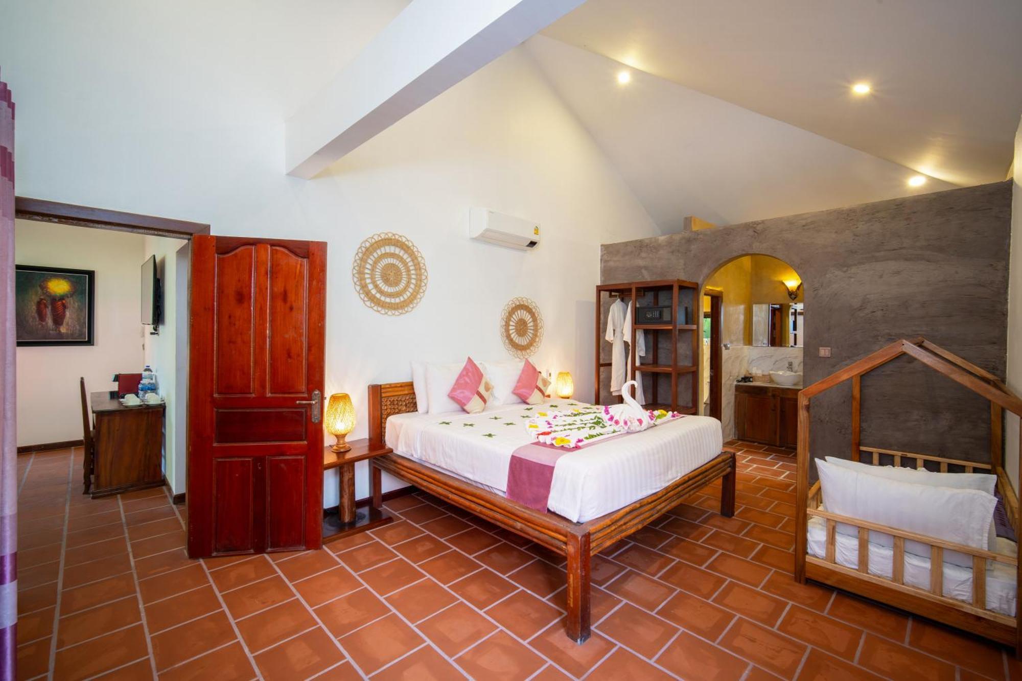 Authentic Khmer Village Resort Siem Reap Exterior foto