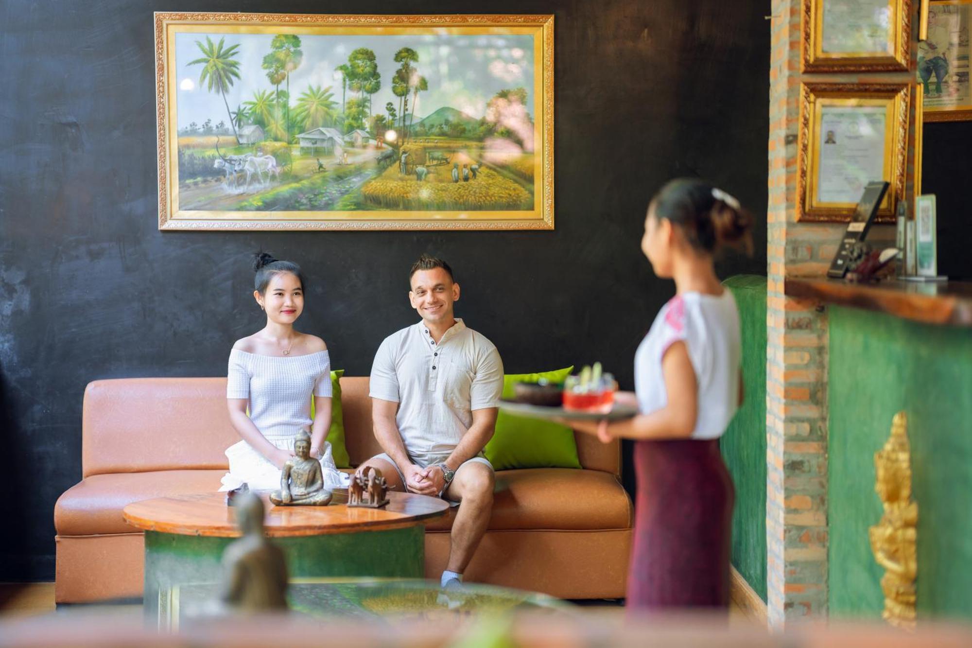 Authentic Khmer Village Resort Siem Reap Exterior foto