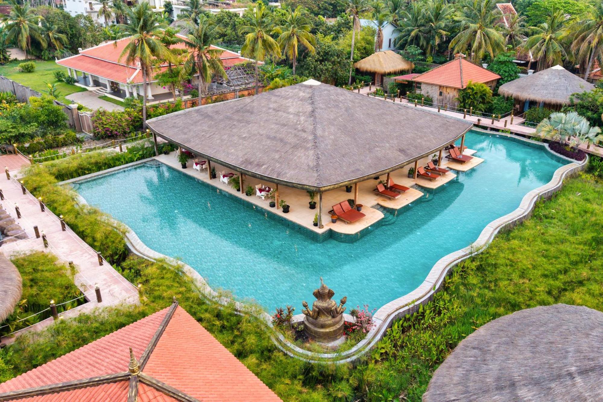 Authentic Khmer Village Resort Siem Reap Exterior foto